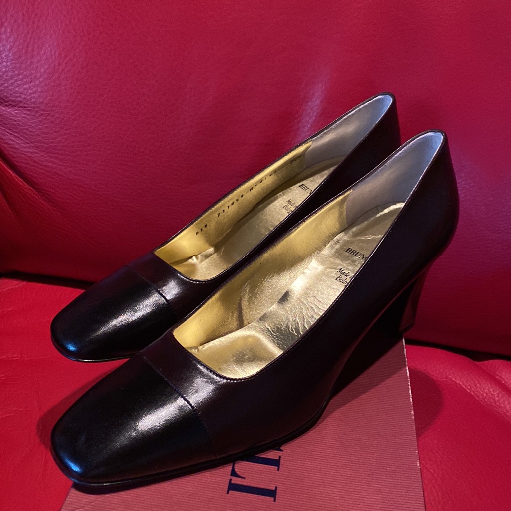 Bruno Magli Gorgeous Soft Shiny Leather Gold Lining Shoes New Neverused